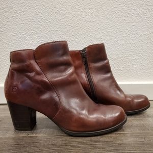 Born Women's Size 8.5 Booties Brown